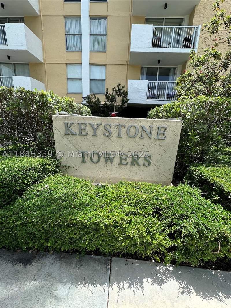 1 bedroom Condominium at 2020 NE 135th St 807, Keystone Towers Condo, North Miami — photo 3