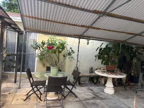 21024 SW 118th Pl, Miami FL - photo 7 of 8