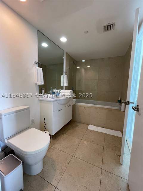 485 Brickell Ave 3711, Miami FL - photo 14 of 18