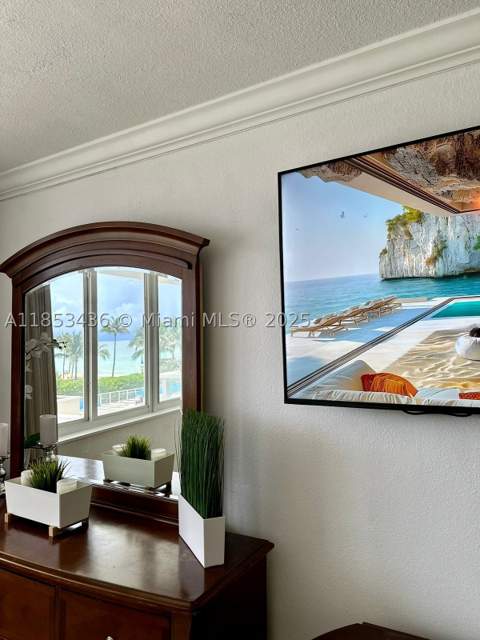 19201 Collins Ave 108, Sunny Isles Beach FL - photo 13 of 26