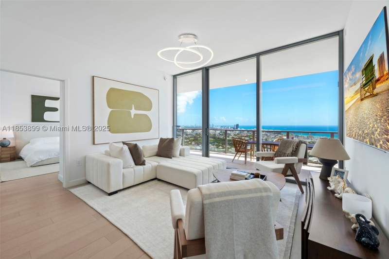 2 bedroom Condominium at 500 alton rd 3604, Five Park, Miami Beach — photo 2