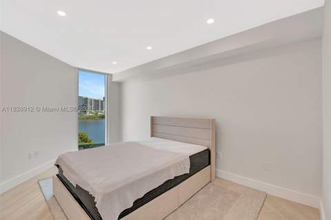 3370 Hidden Bay Dr 812, Aventura FL - photo 15 of 75