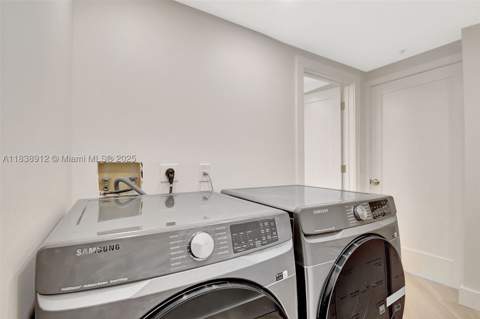 3370 Hidden Bay Dr 812, Aventura FL - photo 21 of 75