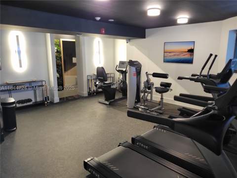 5225 Collins Ave 510, Miami Beach FL - photo 20 of 24