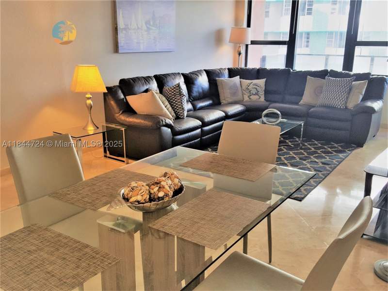 2 bedroom Condominium at 5225 Collins Ave 510, The Alexander Condo, Miami Beach — photo 3
