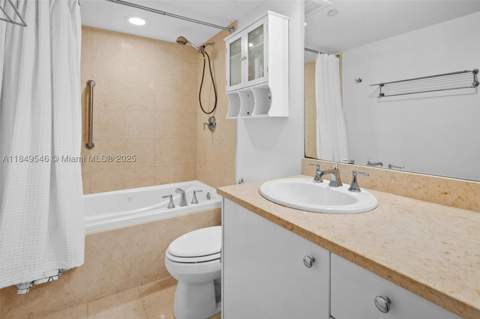 19900 E Country Club Dr 212, Aventura FL - photo 20 of 37