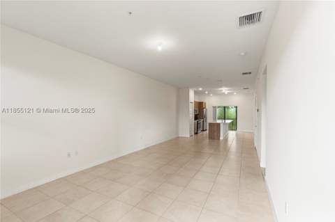 7831 NW 104th Ave 22, Doral FL - photo 6 of 59