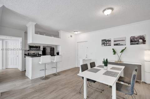 17100 N Bay Rd 1511, Sunny Isles Beach FL - photo 12 of 71