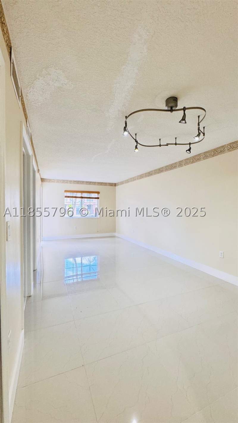 2 bedroom Condominium at 1260 SE 31st Ct 102-34, Venetia Gardens South Con, Homestead — photo 4