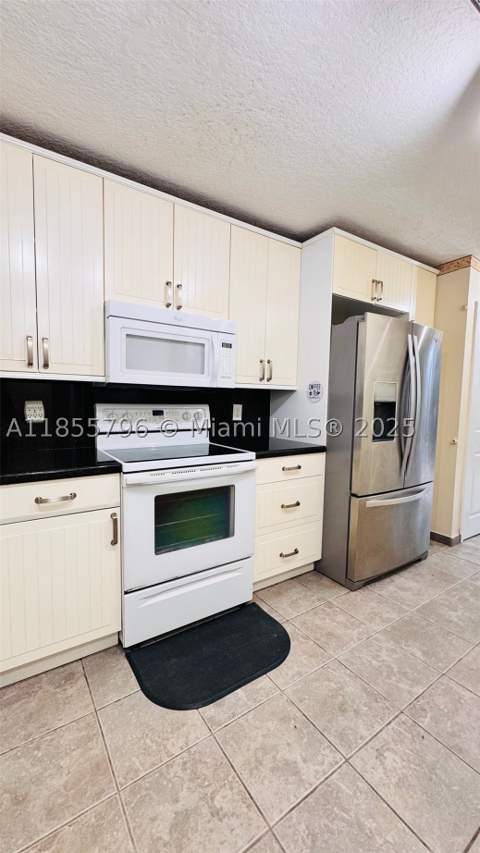1260 SE 31st Ct 102-34, Homestead FL - photo 6 of 15