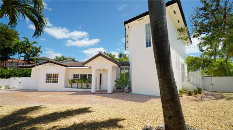 691 Ridgewood Rd, Key Biscayne FL - photo 6 of 67