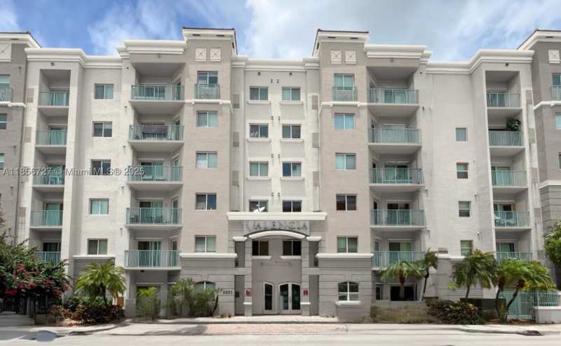 1 bedroom Condominium at 6001 SW 70th St 127, Valencia Condo, South Miami — photo 1