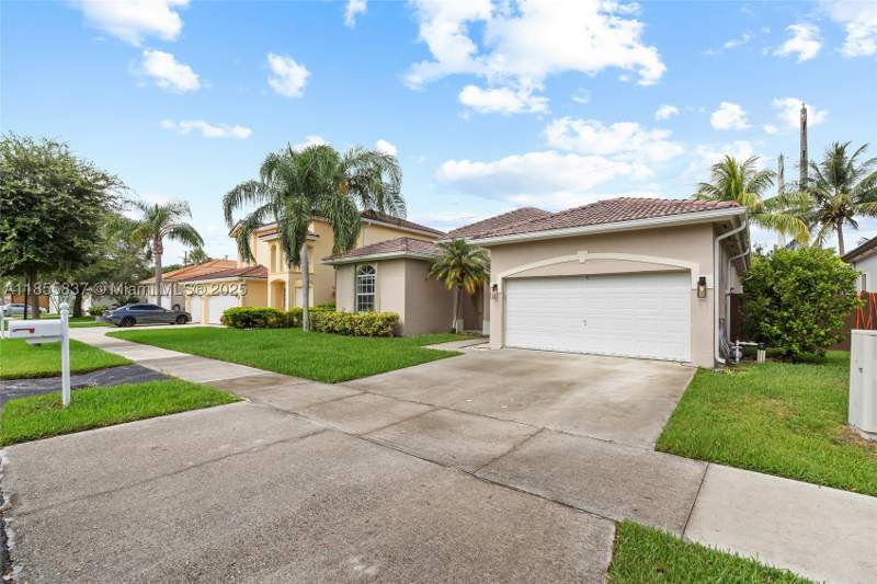 4 bedroom SingleFamilyResidence at 2630 Dunwoodie Pl, Dunwoodie At Keys Gate, Homestead — photo 3