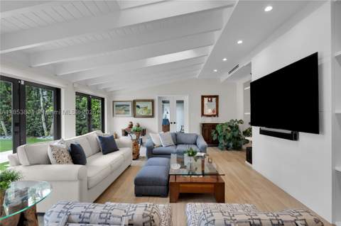 4475 N Meridian Ave, Miami Beach FL - photo 8 of 80