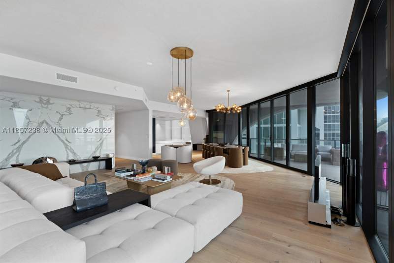 4 bedroom Condominium at 1000 Biscayne Blvd 2402, One Thousand Museum Condo, Miami — photo 5