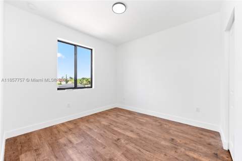 880 SW 1st St, Florida City FL - photo 19 of 52