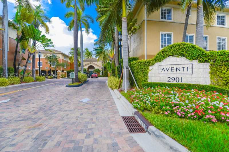3 bedroom Townhouse at 2811 NE 185th St 801, Aventi At Aventura Condo, Aventura — photo 1