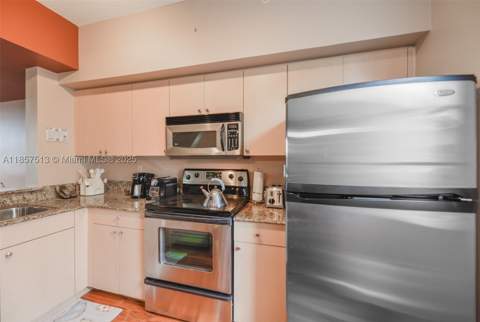 2811 NE 185th St 801, Aventura FL - photo 12 of 40
