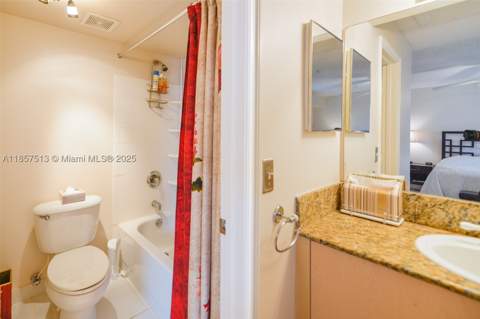 2811 NE 185th St 801, Aventura FL - photo 17 of 40
