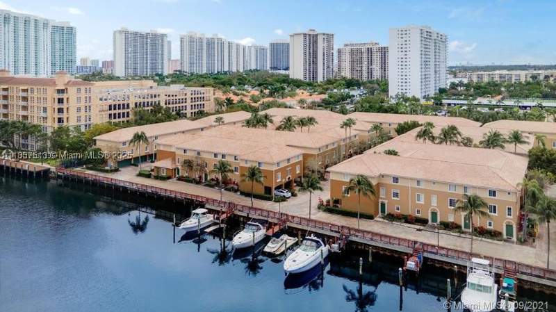3 bedroom Townhouse at 2811 NE 185th St 801, Aventi At Aventura Condo, Aventura — photo 4