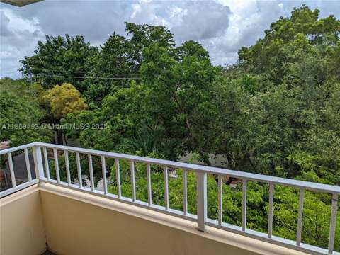 3304 Virginia St 4A, Miami FL - photo 16 of 20