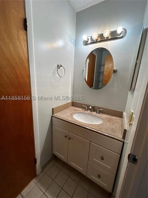 889 Hamilton Dr 889I, Homestead FL - photo 11 of 15