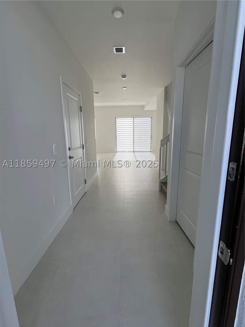3 bedroom Townhouse at 34515 SW 191st Ct ., Century Park Square, Miami — photo 3