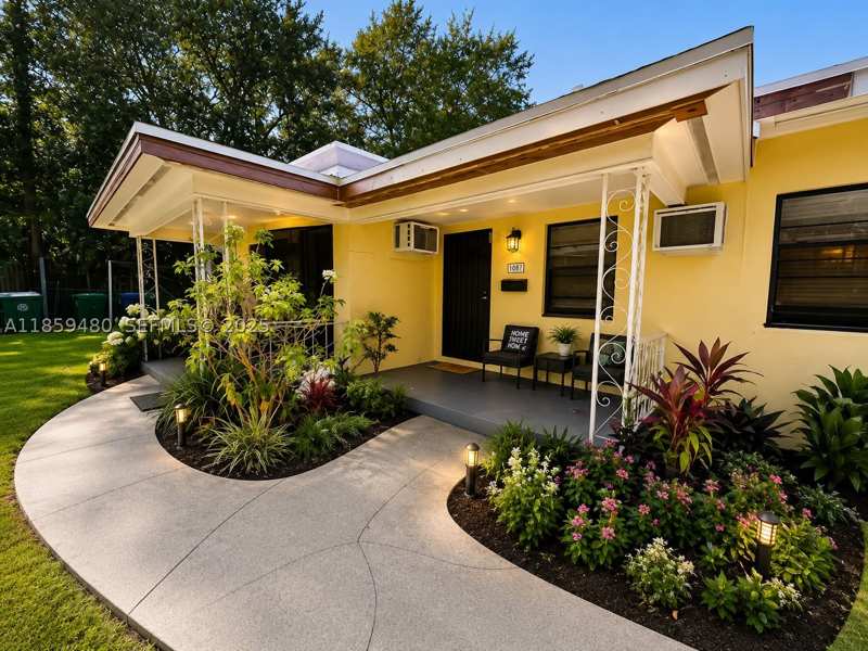 3 bedroom SingleFamilyResidence at 10 NE 50th Ter, Alta Vista, Miami — photo 1
