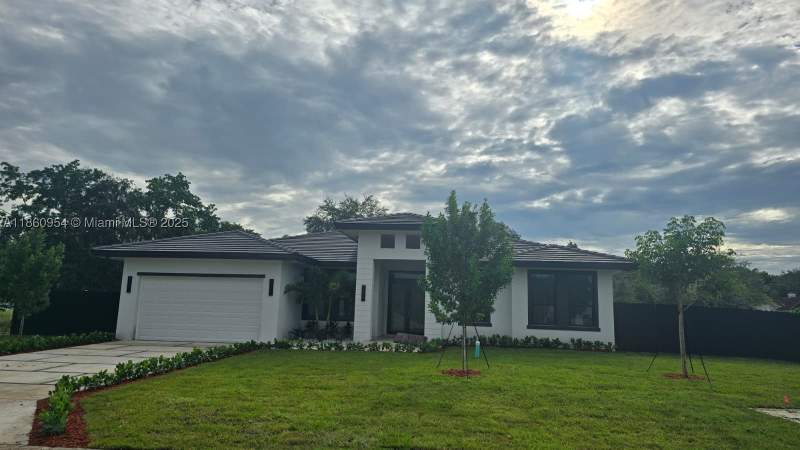 4 bedroom SingleFamilyResidence at 28361 SW 172nd Ct, Magnolia Estate, Miami — photo 3