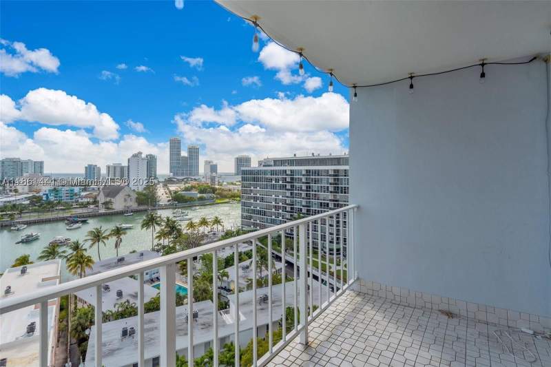 2 bedroom Condominium at 6900 Bay Dr 11F, Stanton House Condo, Miami Beach — photo 3