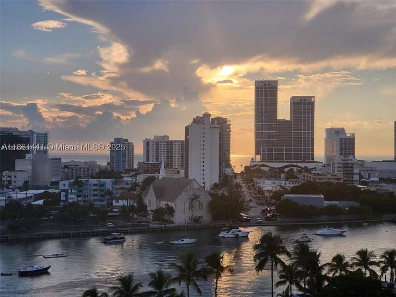 2 bedroom Condominium at 6900 Bay Dr 11F, Stanton House Condo, Miami Beach — photo 5