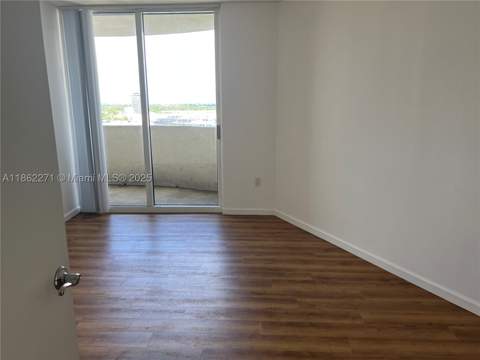 19501 W Country Club Dr 1411, Aventura FL - photo 10 of 18