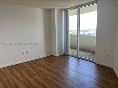19501 W Country Club Dr 1411, Aventura FL - photo 11 of 18
