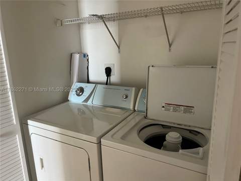 19501 W Country Club Dr 1411, Aventura FL - photo 12 of 18