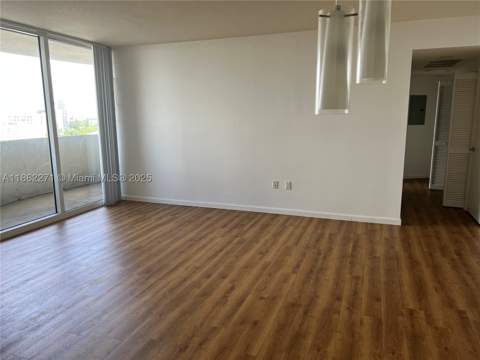 19501 W Country Club Dr 1411, Aventura FL - photo 16 of 18