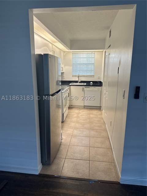2638 SE 20th Ct 206-C, Homestead FL - photo 12 of 17