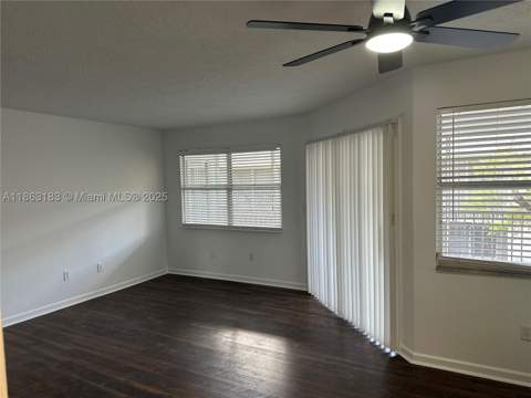 2638 SE 20th Ct 206-C, Homestead FL - photo 7 of 17