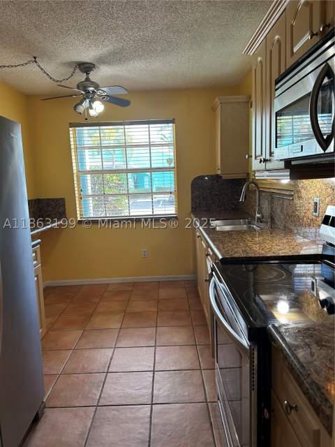 2653 SE 20th Ct 105-D, Homestead FL - photo 16 of 16