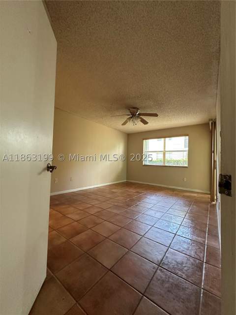 2653 SE 20th Ct 105-D, Homestead FL - photo 8 of 16