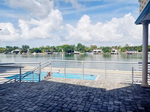 6484 Indian Creek Drive 320, Miami Beach FL - photo 17 of 29