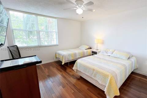 19555 E Country Club Dr 8305, Aventura FL - photo 10 of 31