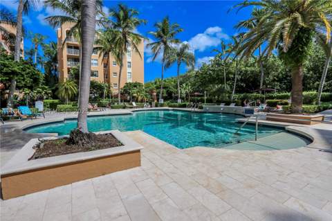 19555 E Country Club Dr 8305, Aventura FL - photo 23 of 31