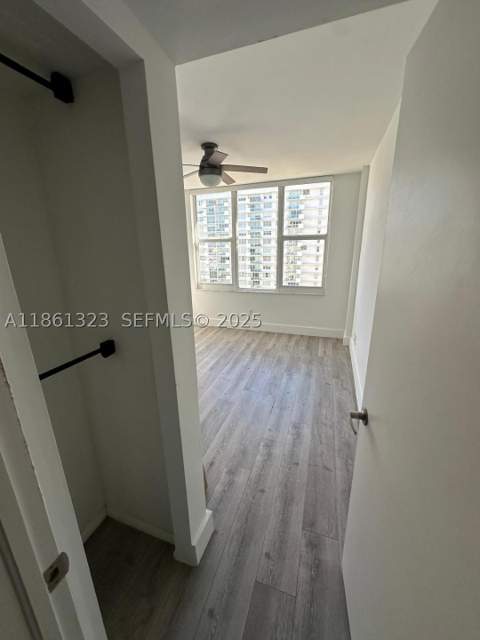 5600 Collins Ave 11W, Miami Beach FL - photo 13 of 49