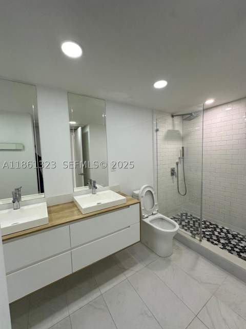 5600 Collins Ave 11W, Miami Beach FL - photo 18 of 49