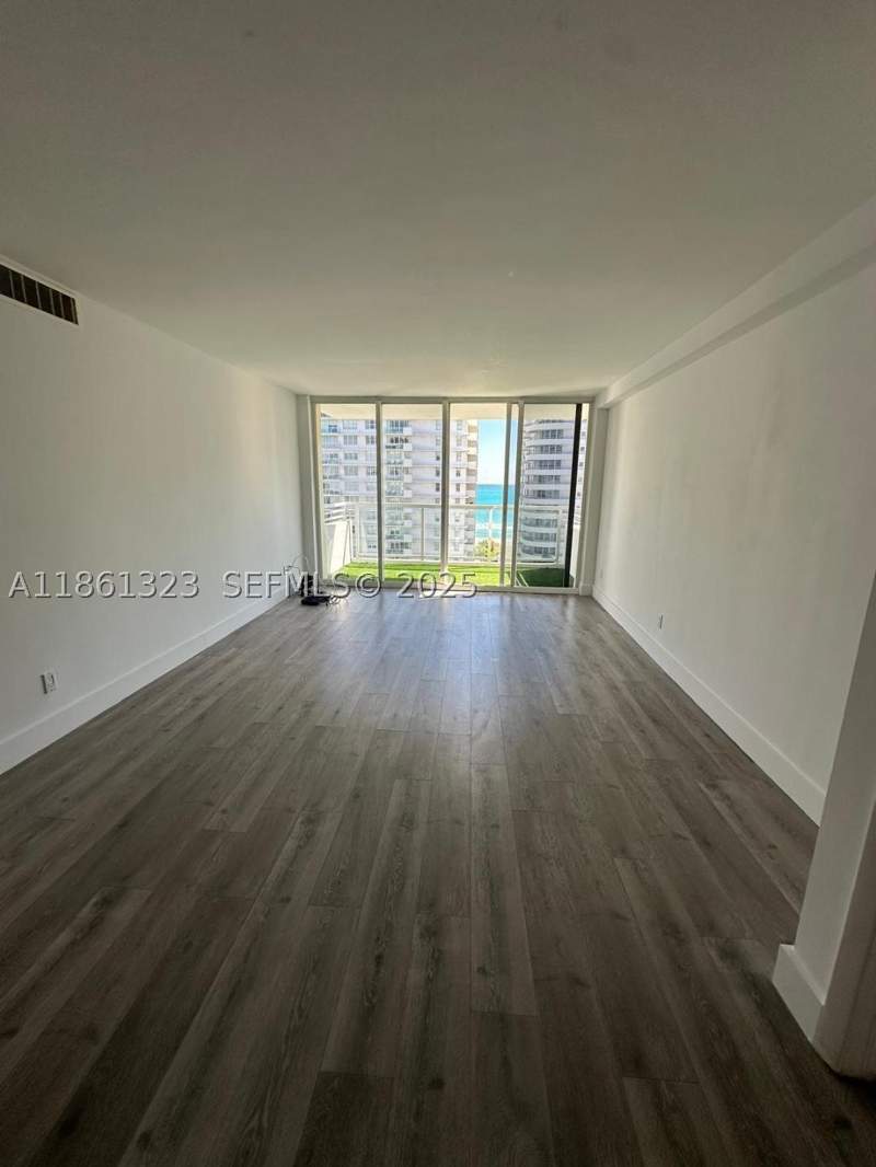 2 bedroom Condominium at 5600 Collins Ave 11W, 5600 Condo, Miami Beach — photo 2
