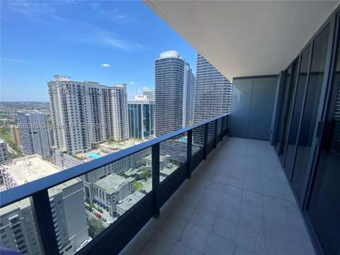 1000 Brickell Plz 3010, Miami FL - photo 11 of 24