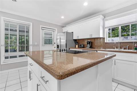 460 NW 88th Ter, El Portal FL - photo 9 of 20