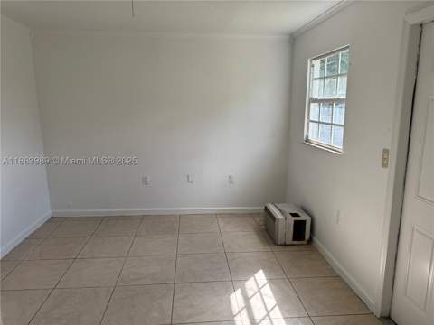 1178 NW 105th Ter, Miami FL - photo 15 of 23