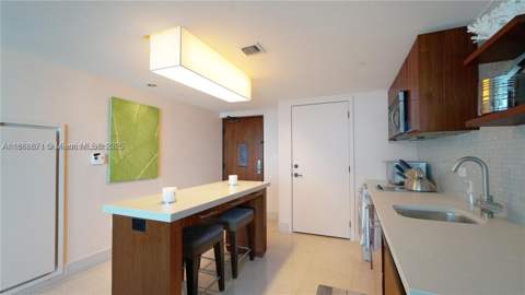 6801 Collins Ave 710, Miami Beach FL - photo 8 of 22