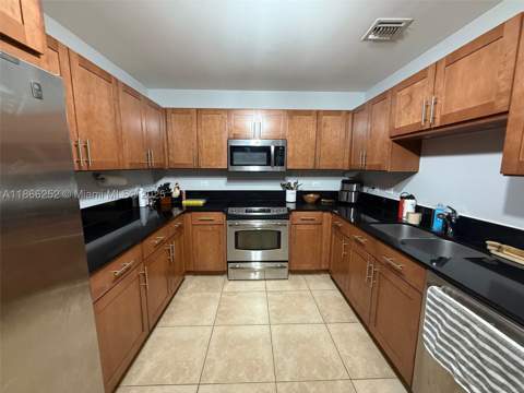 8395 SW 73rd Ave 509, Miami FL - photo 10 of 41